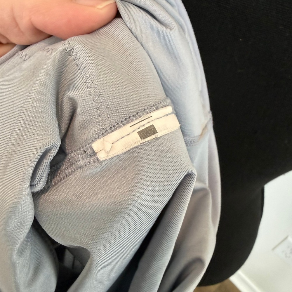 Abercrombie & Fitch YPB Henley Snap Performance Crop Tank Top Blue Grey Large - Picture 7 of 8